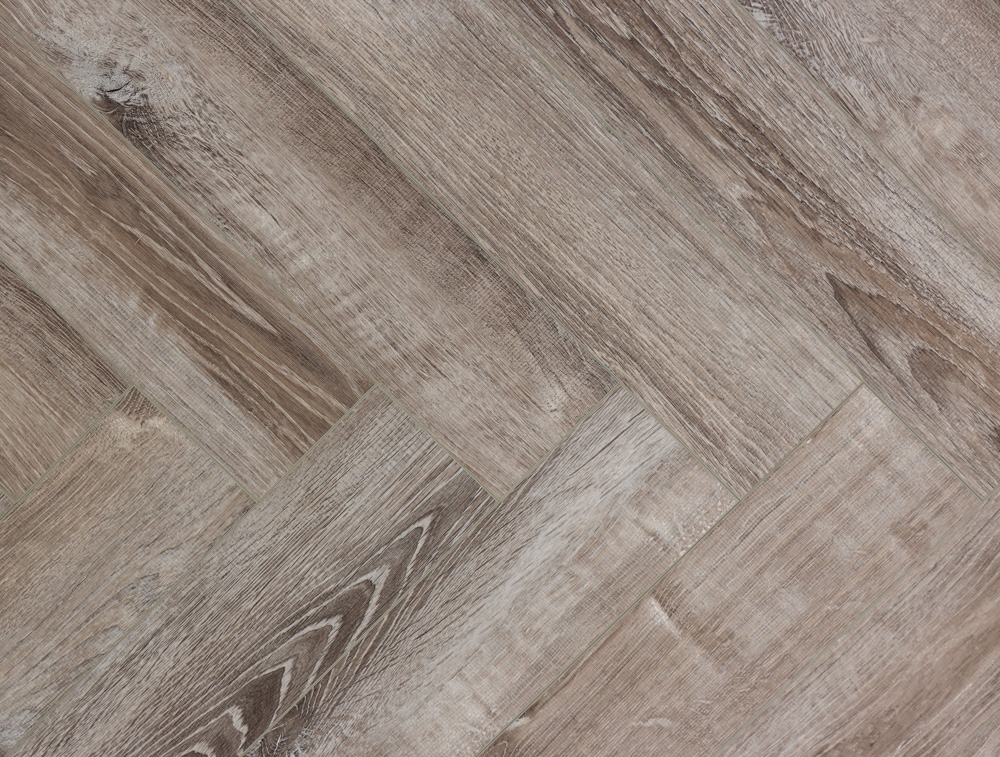 Кварцвиниловый SPC ламинат Cronafloor Herringbone Дуб Тулон H009 венгерская елка 640×128×4,5